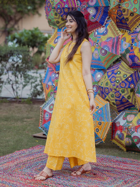 Yellow Cotton Kurta Set with Easy Everyday Comfort