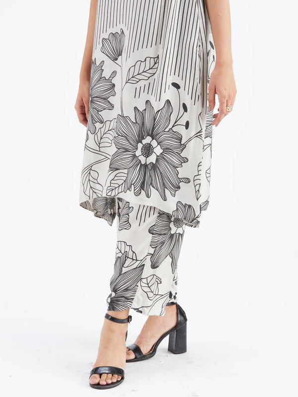 Women White Viscose Rayon Kurta Set for Daily & Casual Wear