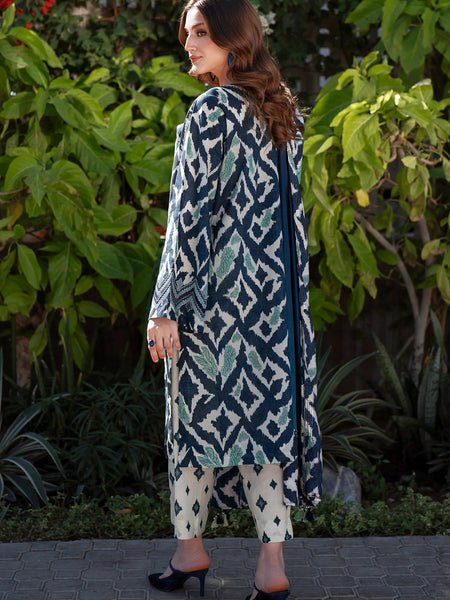 Women Blue Viscose Rayon Kurta Set with Elegant Ethnic Look