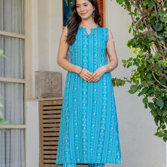 Calm Sky Blue Viscose Rayon Kurta Set with Effortless Elegance