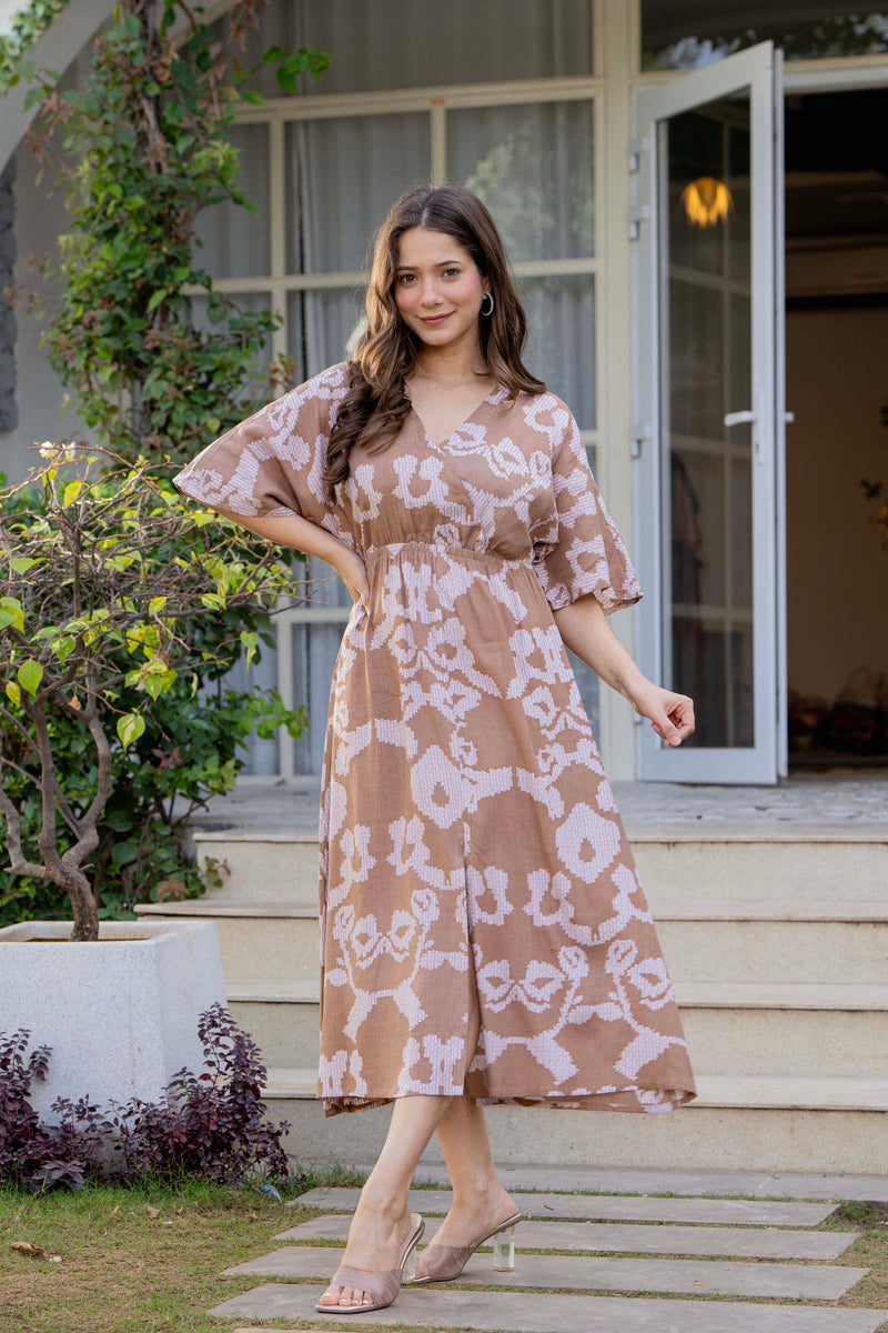 Female casual grey rayon dress outdoor look
