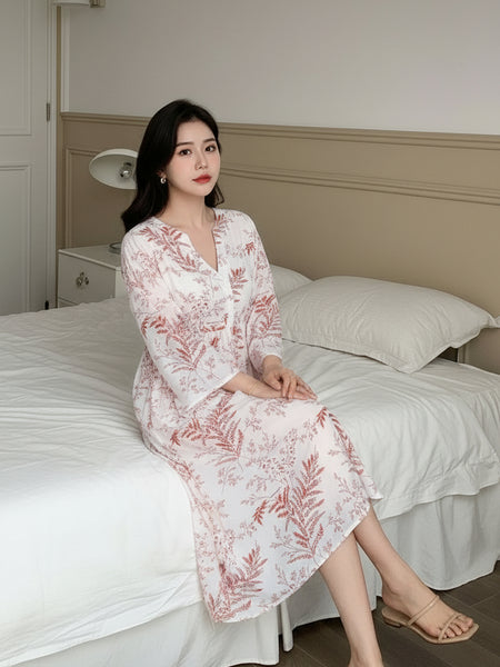 Women White Printed Loose Midi Dress sitting