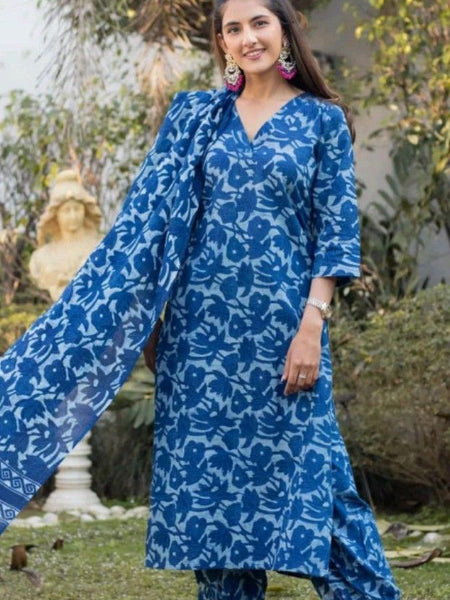 Women Blue Viscose Rayon Kurta Set for Daily & Festive Wear