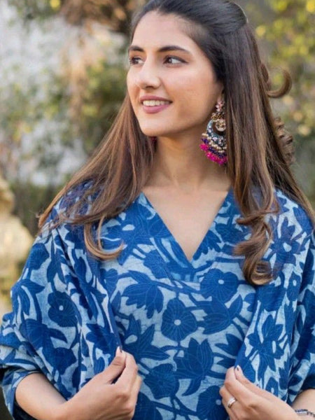 Women Blue Viscose Rayon Kurta Set for Daily & Festive Wear