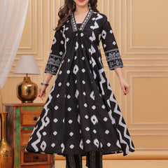 Black Cotton Anarkali Kurta Set – Elegant & Comfortable Ethnic Wear