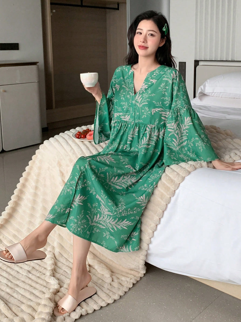 Women Green Printed Midi Dress 