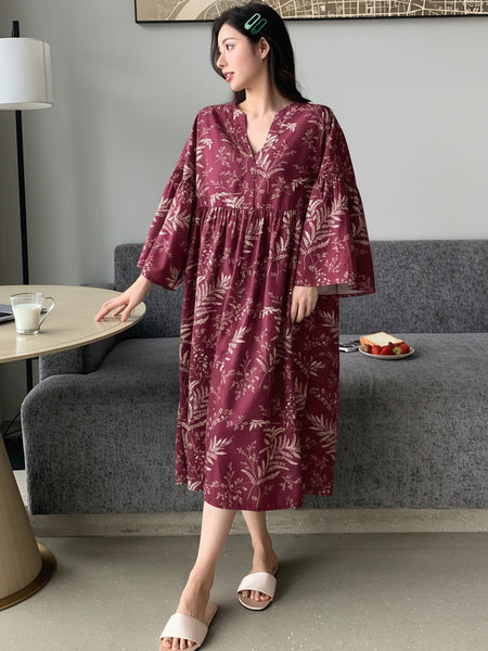Women Magenta Printed Midi Dress Front