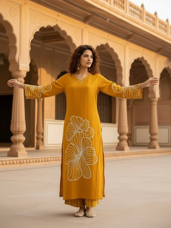 Women’s Yellow Kurta Set