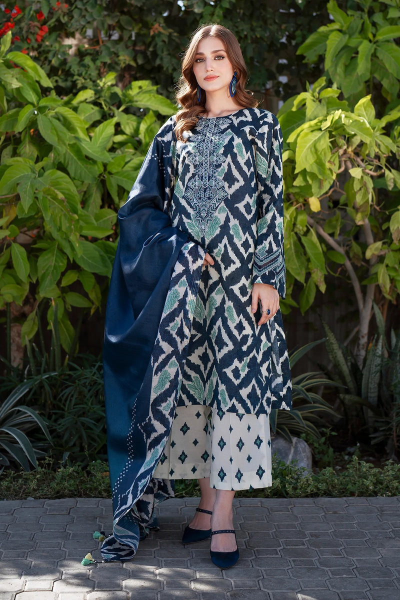 Women Blue Viscose Rayon Kurta Set with Elegant Ethnic Look