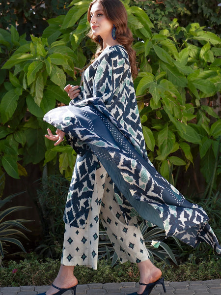 Women Blue Viscose Rayon Kurta Set with Elegant Ethnic Look